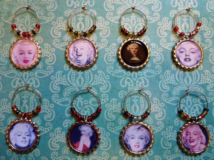 Marilyn Monroe Wine Charms Set 1